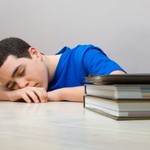 Diario de Un Adolescente ''¡Odio Los Lunes!'' Cap 1 Diario de Un Adolescente ''¡Odio Los Lunes!'' Cap 1