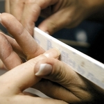 Vigile a quién le enseña las uñas