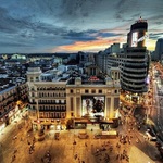 Voy a apagar Madrid y escribir "Amor" a oscuras Voy a apagar Madrid y escribir "Amor" a oscuras