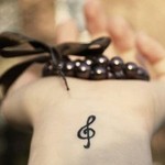 Música escrita en vida, y vida escrita en música. Música escrita en vida, y vida escrita en música.